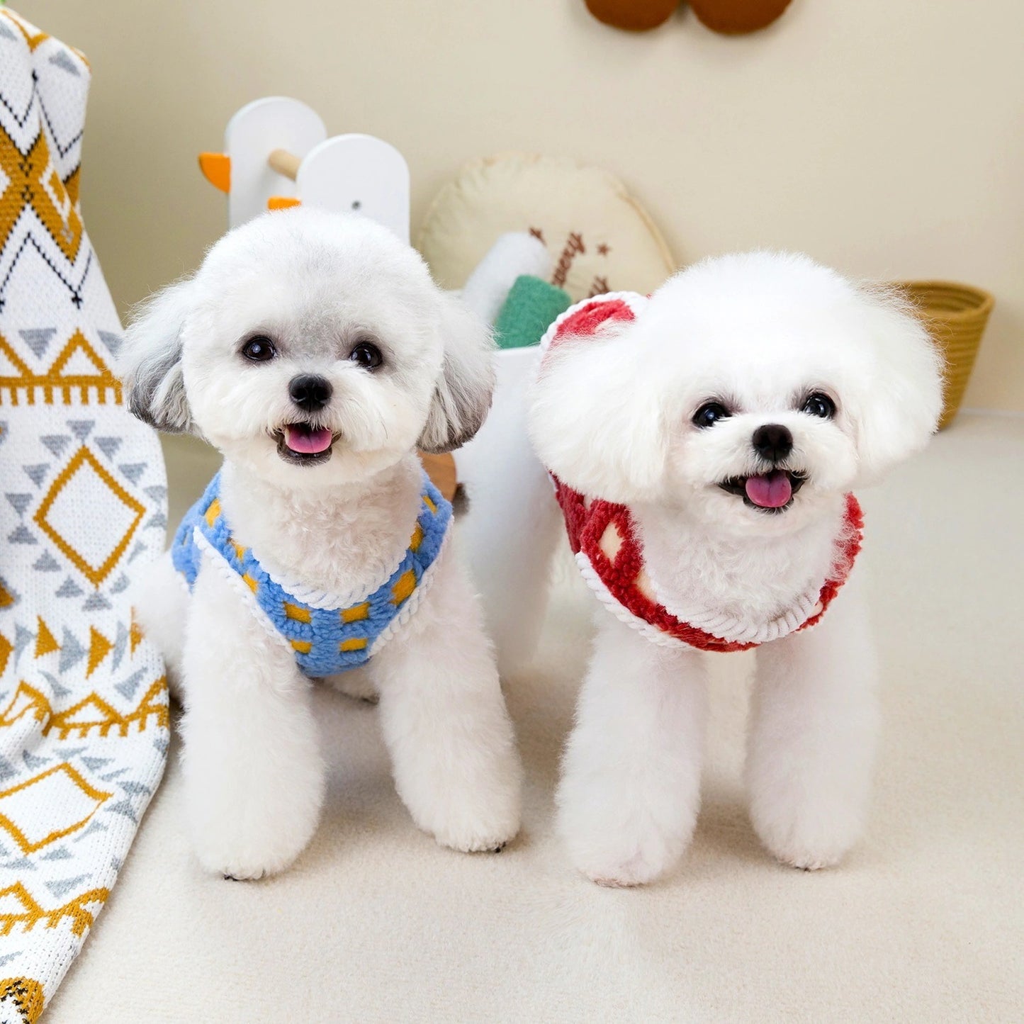 人気ペット用品犬服猫小型犬厚手フリース快適立体格子縞フリースベスト