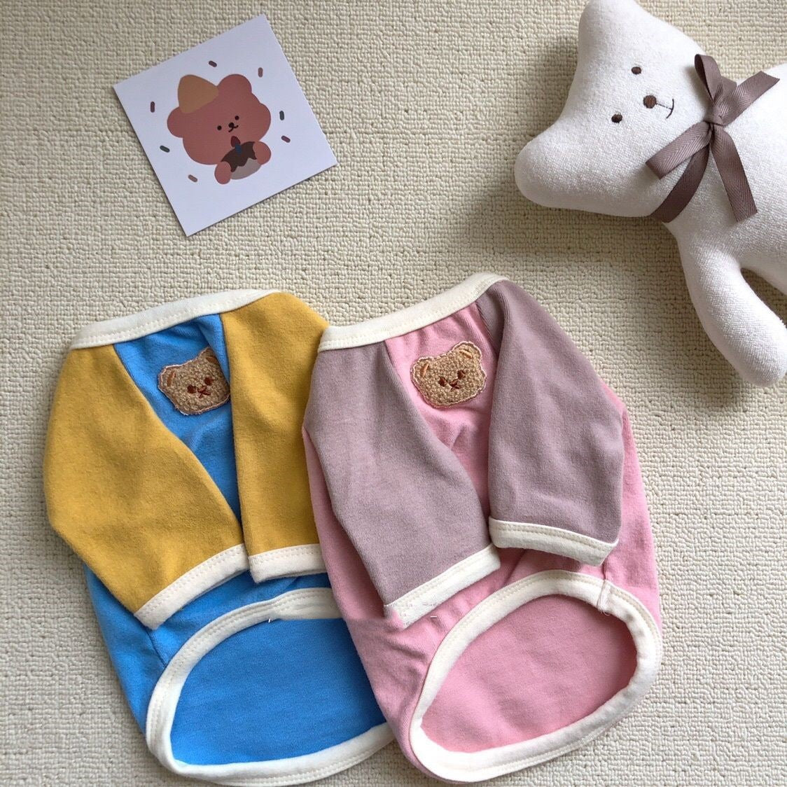 韓国 ペットウェア 新しい切り替えペット冬服 暖かいゆったりペットウェア シンプル中型犬服 可愛い