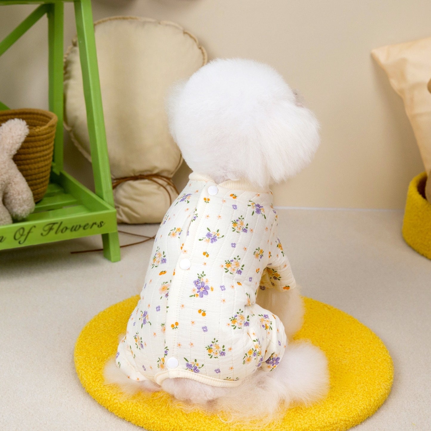 人気犬の服ペット服小型犬や猫は秋と冬の暖かく快適な二重層綿ガーゼ腹のスーツを着ることができます