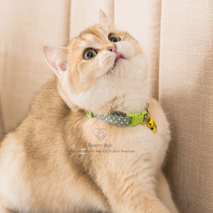 即日発送ペット首輪 ペット用品 猫首輪 猫の首輪 猫用 犬 首輪 ネコ首輪 小型犬適用 犬猫兼用 鈴付き 花柄 調節可能 可愛い首飾 記念撮影 お出かけ 部屋着 かわいい おしゃれ 軽い 柔らかい 安