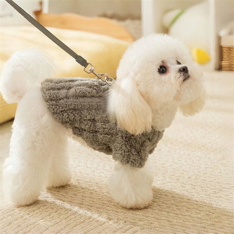 ペット服猫ビション小型犬ポメラニアンテディ子犬犬秋冬肥厚リードバックル付きロングぬいぐるみ服犬 服 犬 犬の服 犬 洋服 犬の服夏 犬洋服