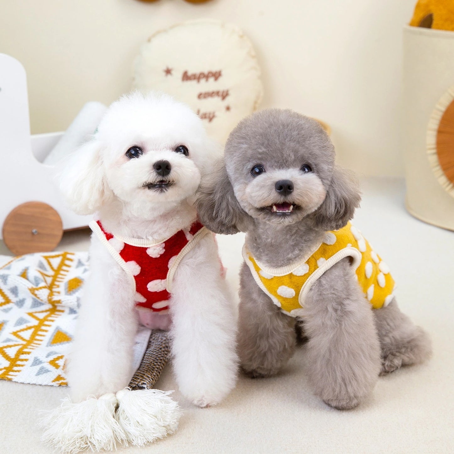人気ペット用品犬服猫小型犬快適テディキュービック水玉フリースベスト