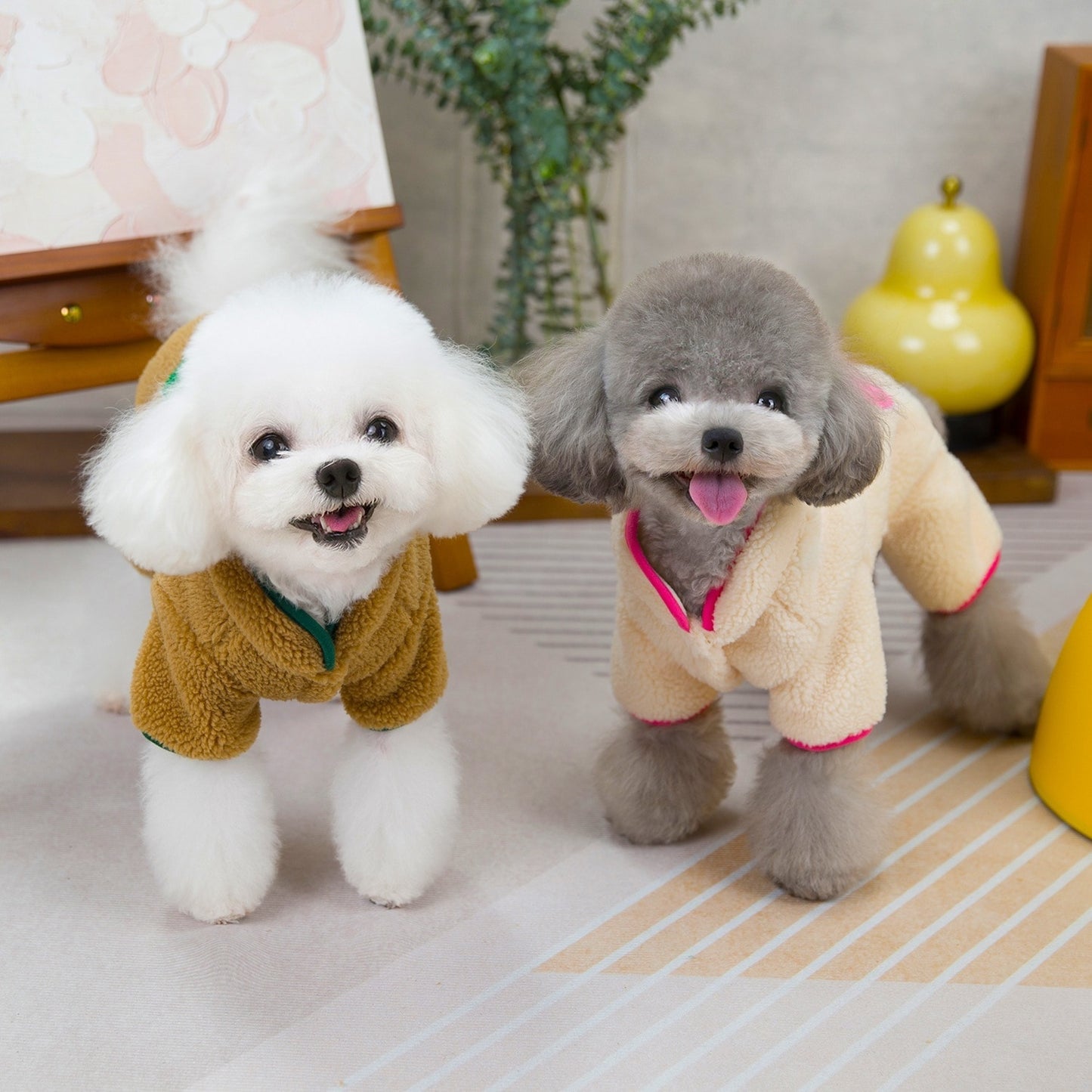 人気犬の服ペット服小型犬や猫は秋と冬の暖かく快適なビッグM四本足フリースジャケットを着用することができます