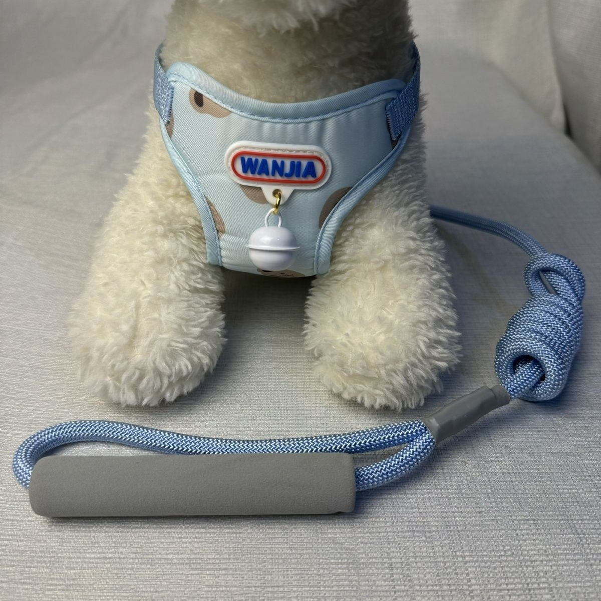 新型ベスト犬牽引ロープ犬チェーン快適通気防止中小型犬通用外出可愛い メガ割ワンピースパンツトートバッグ