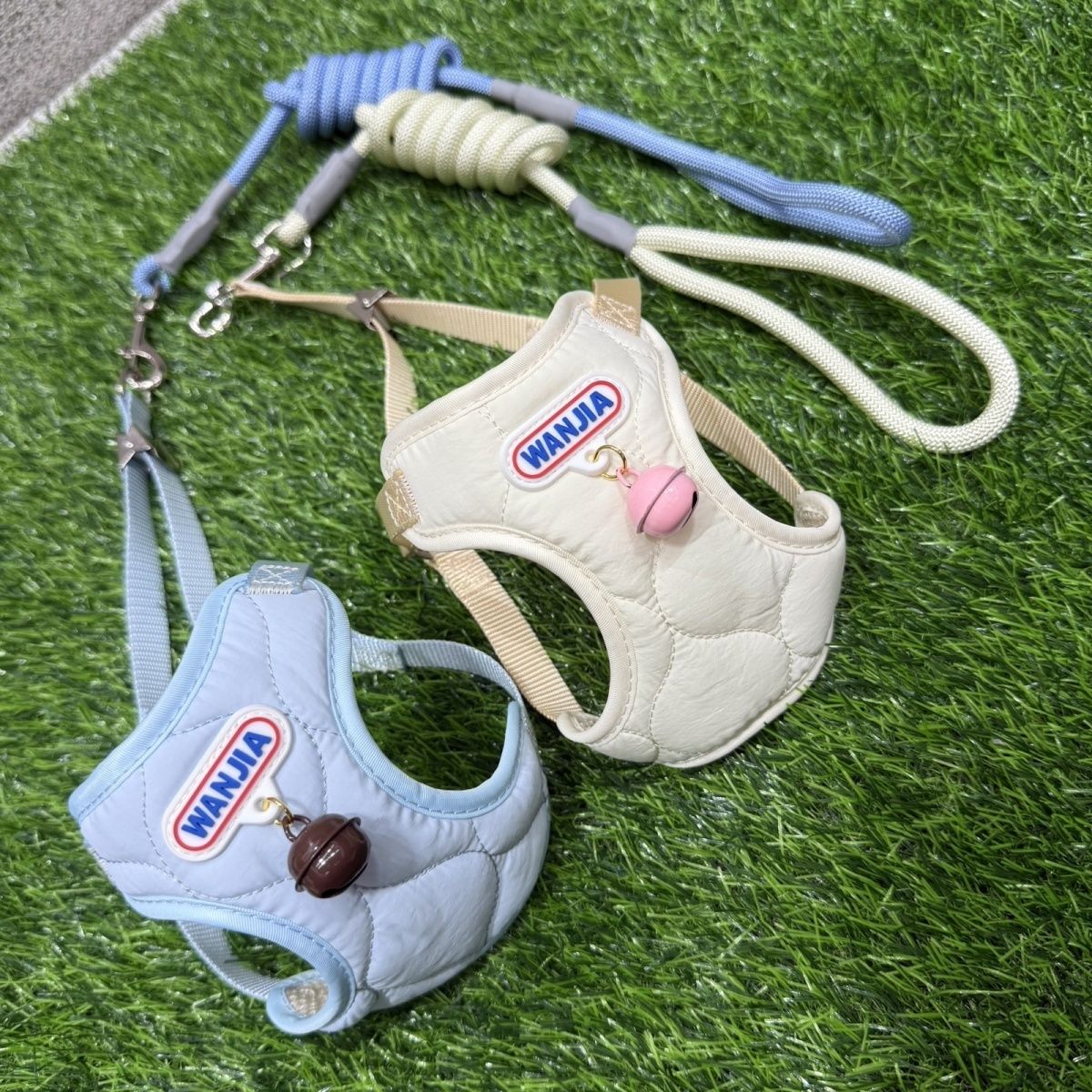 薄いナイロンベスト式ペット牽引紐は小型の外出チェーンを調節します メガ割ワンピースパンツトートバッグ
