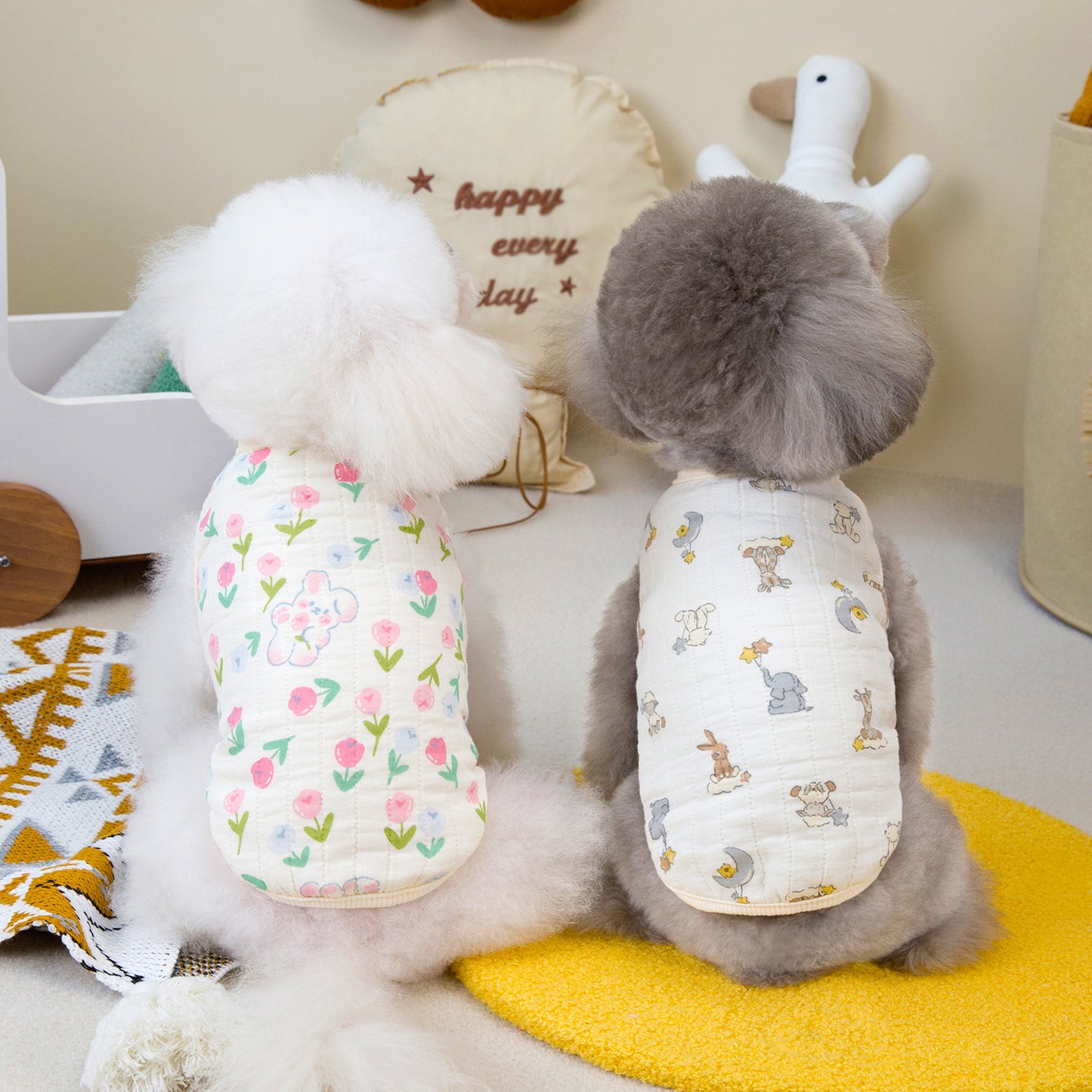 人気ペット用品犬服猫小型犬快適テディダブルガーゼ綿ベスト