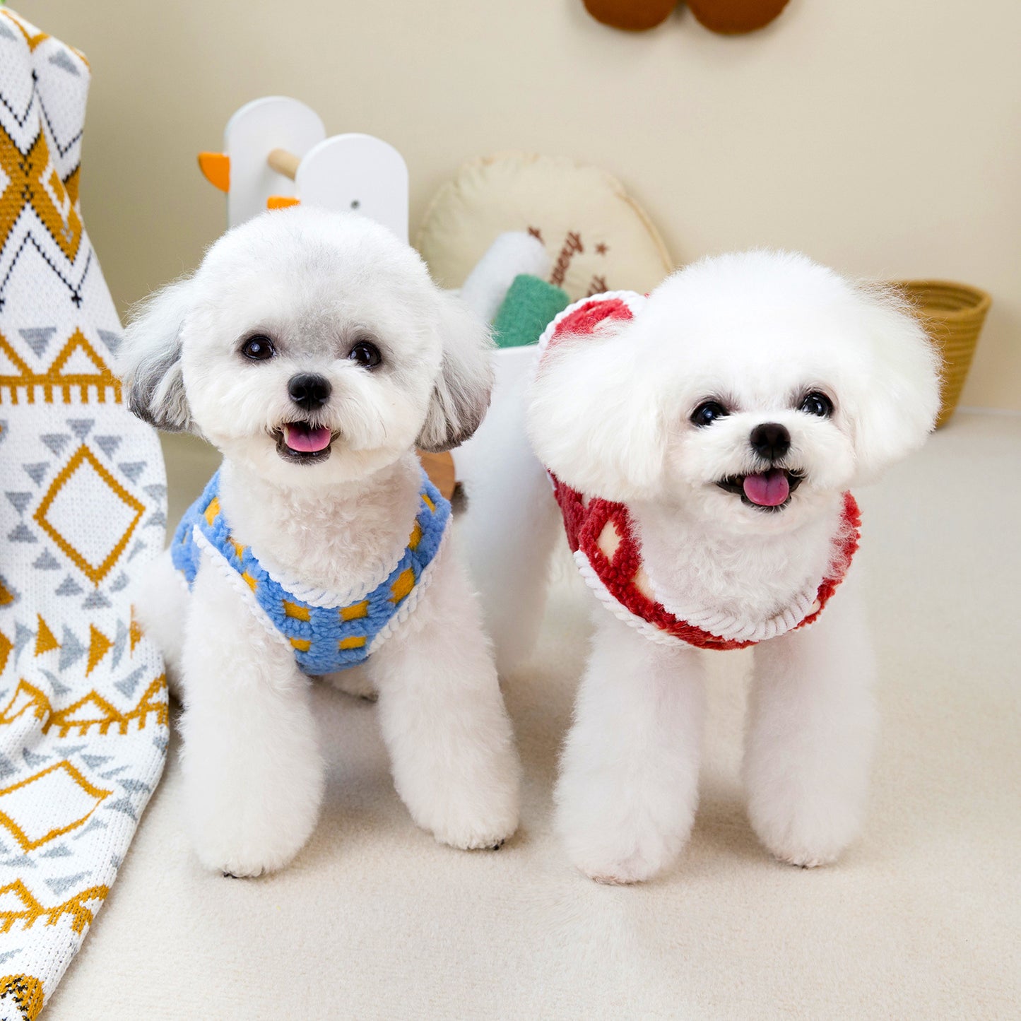 人気ペット用品犬服猫小型犬厚手フリース快適立体格子縞フリースベスト