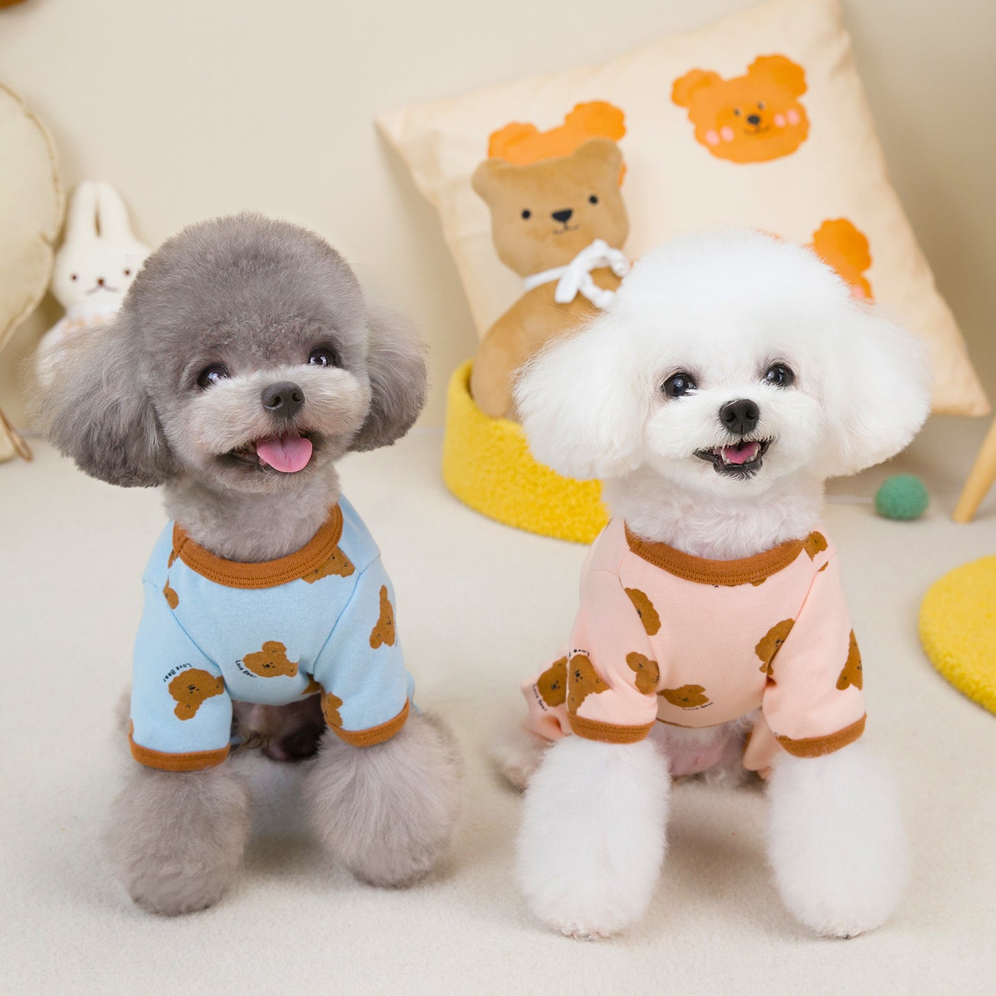 ペット用品 犬の服 猫 小型犬 服 快適 ストレッチ 4色 プリント クマ 四足 部屋着