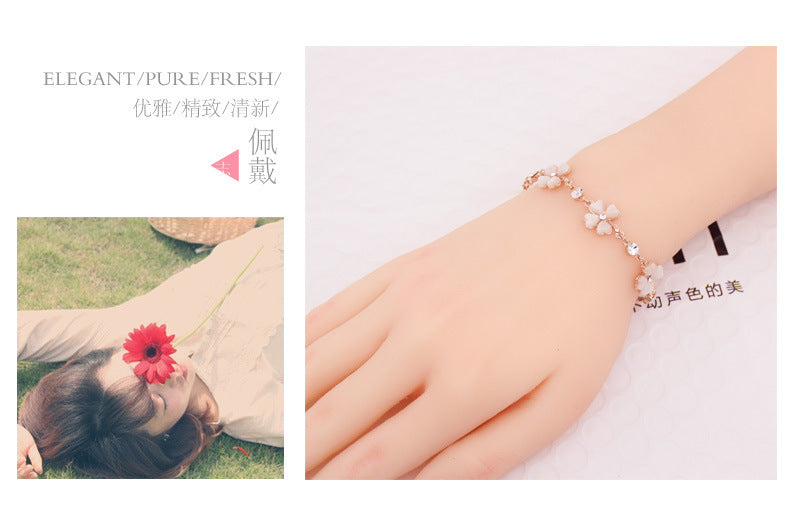 抖音小红书热卖粉钻四叶草心形手链女时尚可爱桃花粉水晶爱心手串