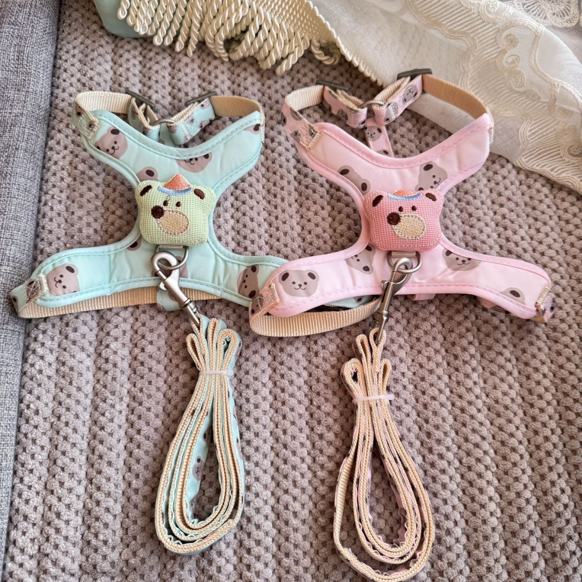 猫牽引ロープベストは犬のロープを散歩する小型専用チェーンでペットのストラップを調節します メガ割ワンピースパンツトートバッグ
