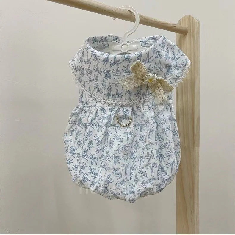 【新作犬猫服 登場】 犬服 ペット服 犬 洋服 犬服夏薄手リード付きバックル花柄スカート新作ペット服