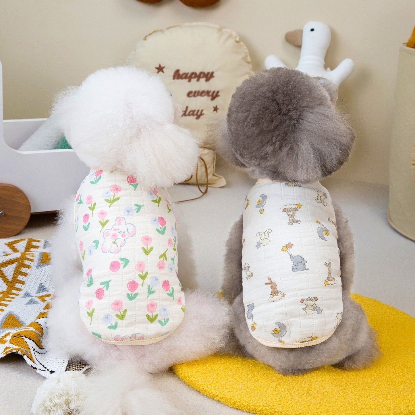 人気ペット用品犬服猫小型犬快適テディダブルガーゼ綿ベスト