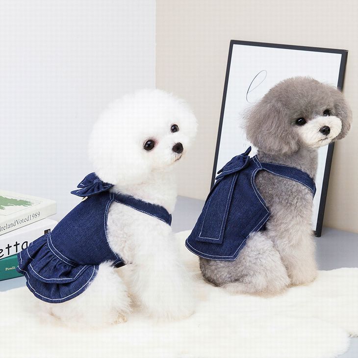 ペットウェアデニム 犬 服 新作秋冬 ペット服 犬猫服 快適で可愛い 春 小型犬 ペット服 けん引 マジックテープ着脱 ワンピース リードも付けれるペットウェア