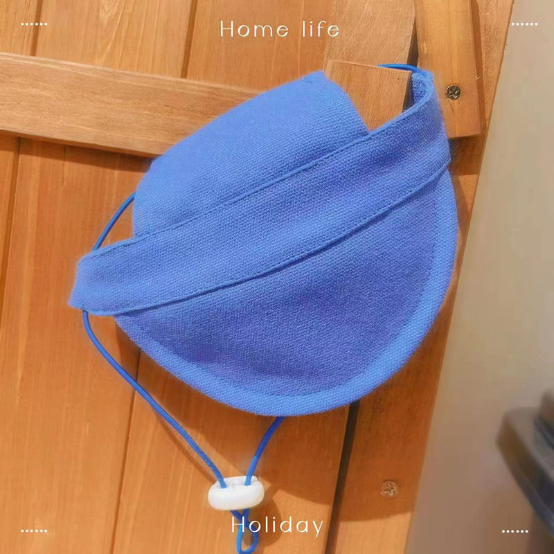 ペットのベストタイプの胸のストラップと紐を持って外に出ます メガ割ワンピースパンツトートバッグ
