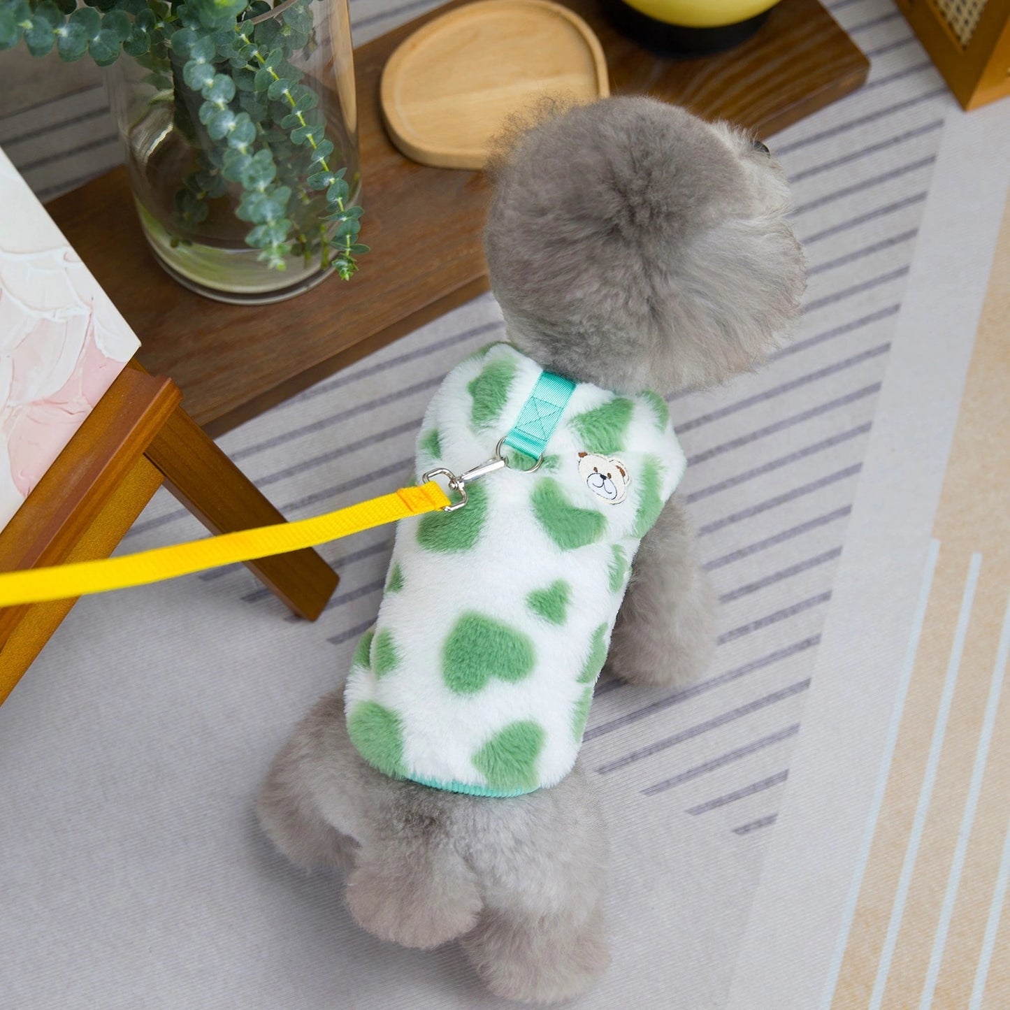 人気犬の服 ペットの服 小型犬 猫 テディは秋と冬の暖かい快適な愛のハートベアフリースジャケットを着用することができます