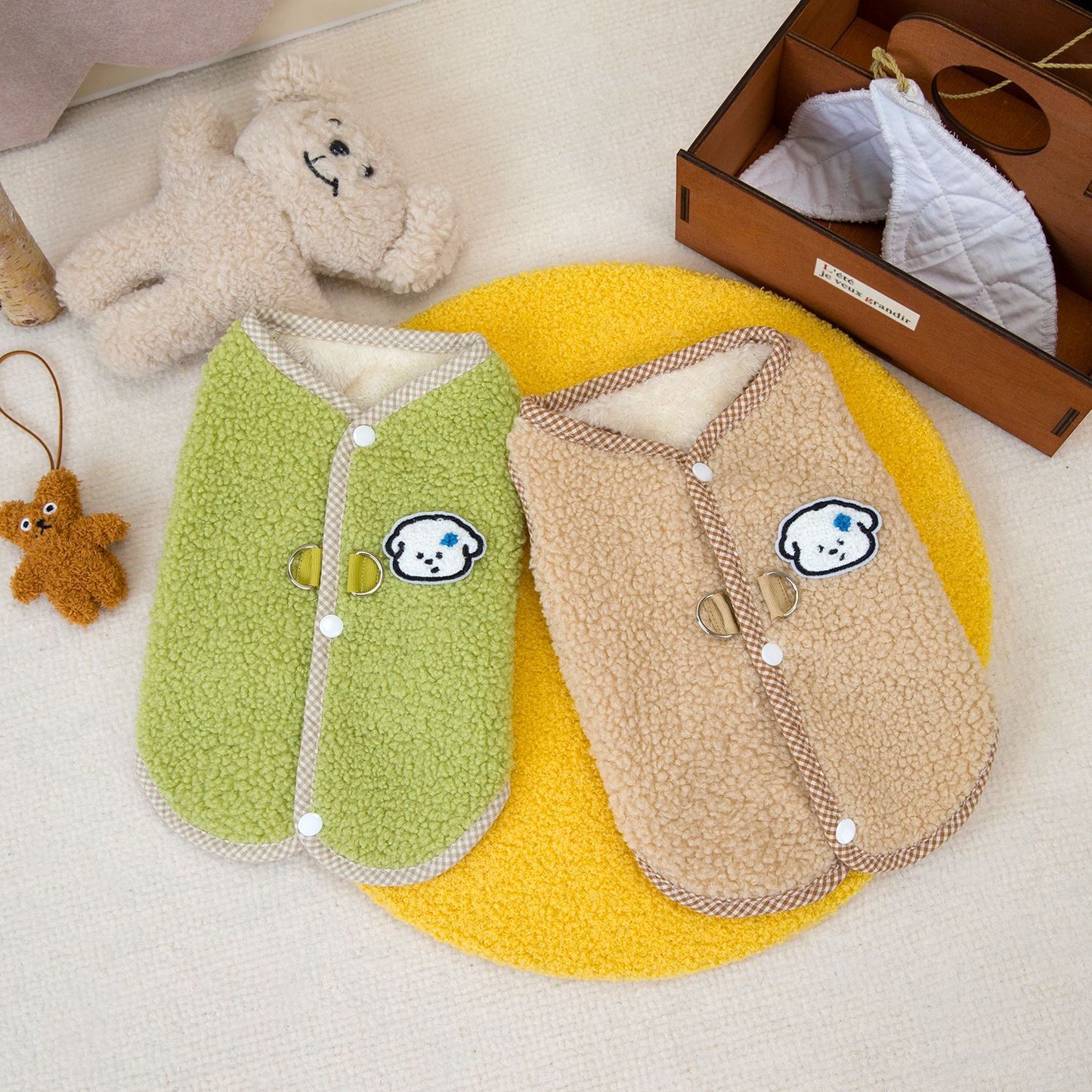 人気犬服ペット服猫秋冬新作テディビション背中開きペレットラムズウールベスト