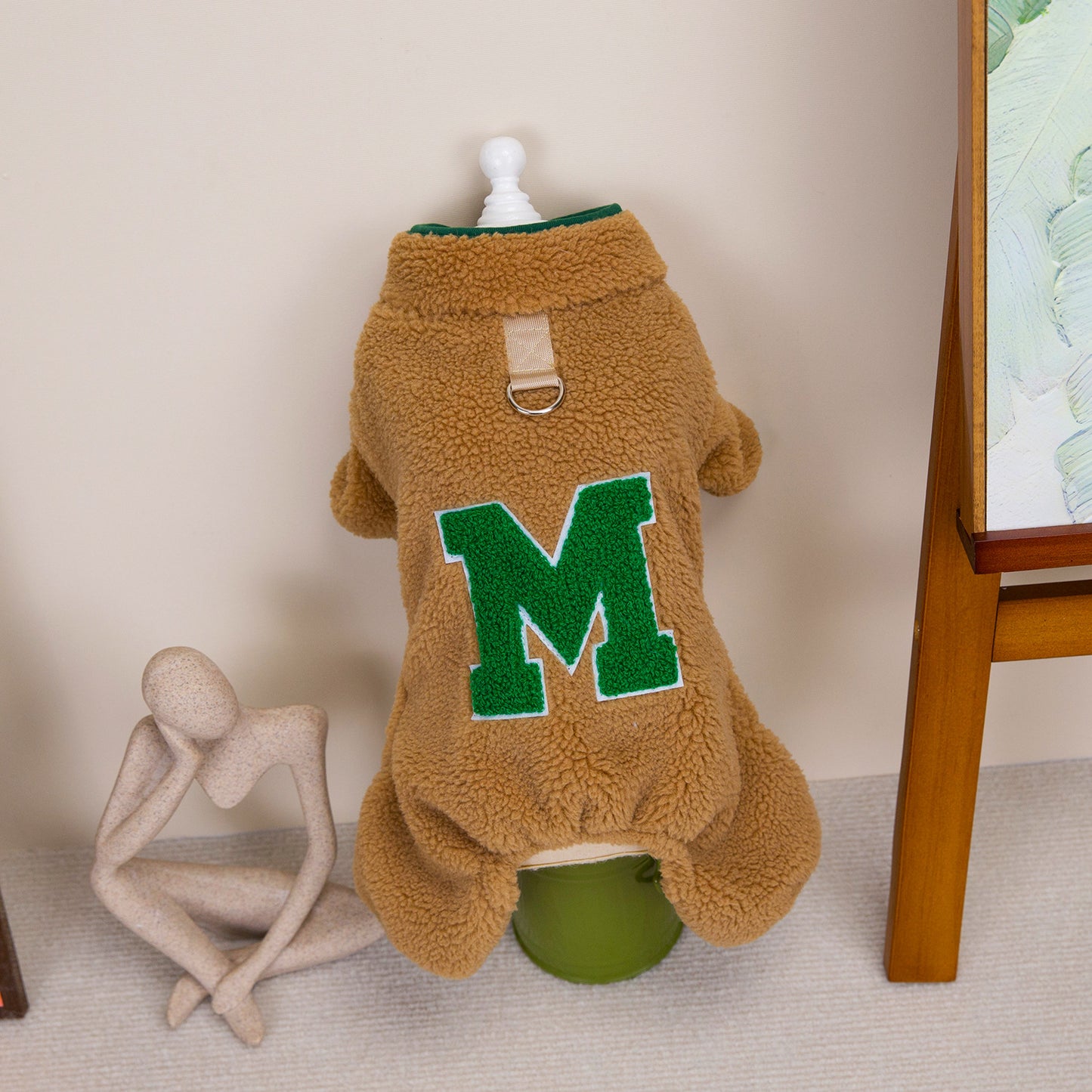 人気犬の服ペット服小型犬や猫は秋と冬の暖かく快適なビッグM四本足フリースジャケットを着用することができます