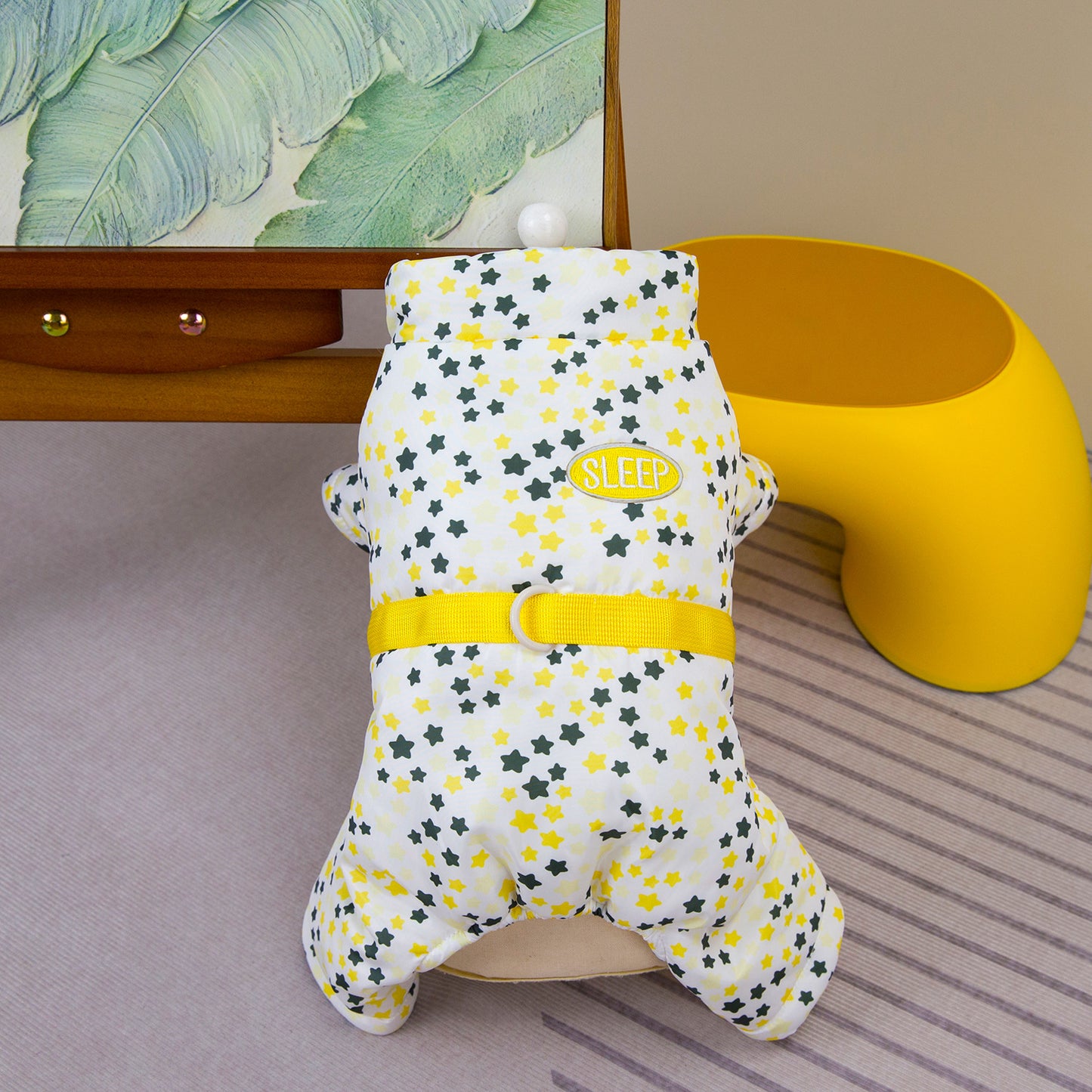 人気犬の服ペットの服小型犬猫は秋と冬に着用することができます暖かく快適な小さな五つ星の四つ足の綿のコート