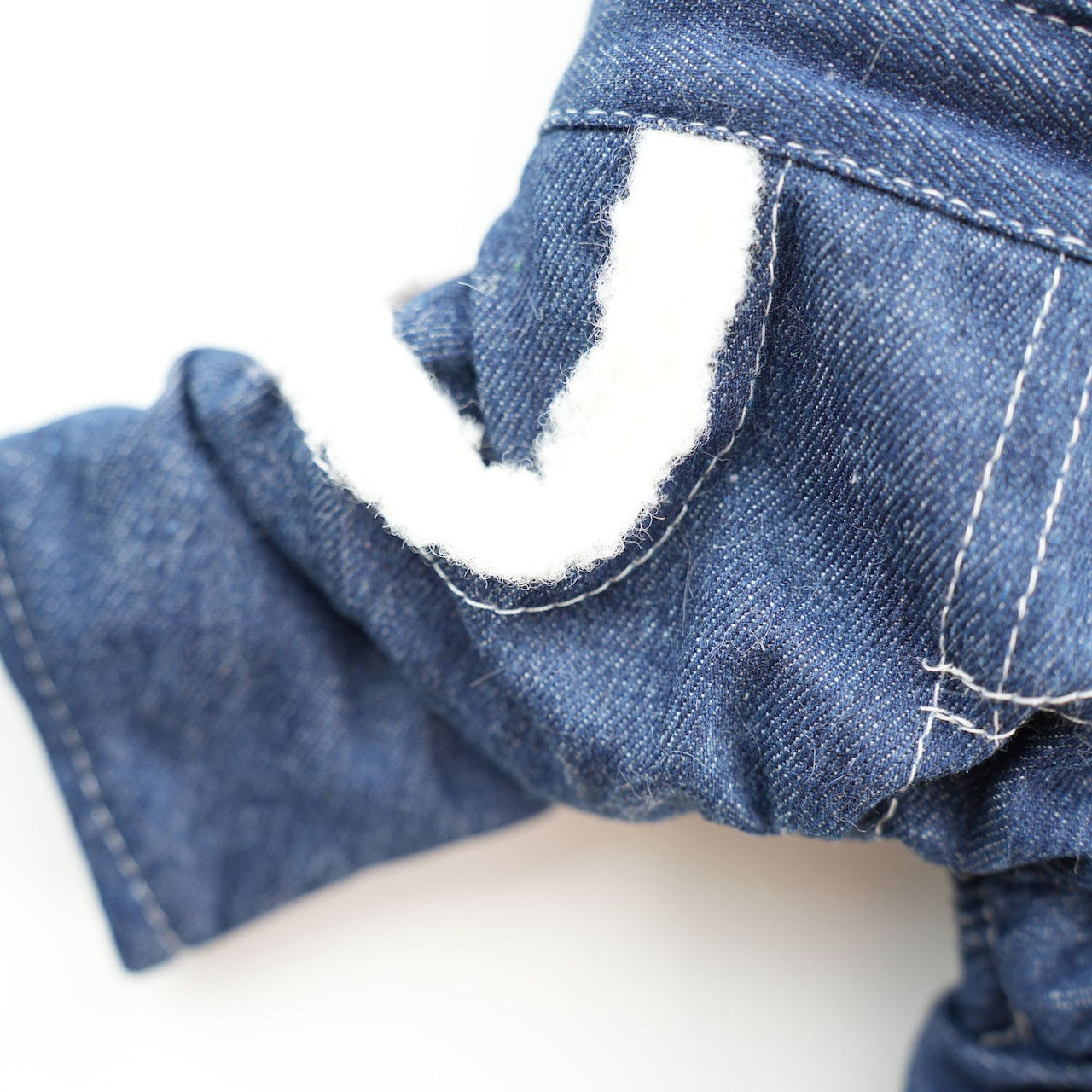 犬服ペット新作秋冬ウェア擦れデニムスーツ犬ビション背中4本足服ズボン2本足服