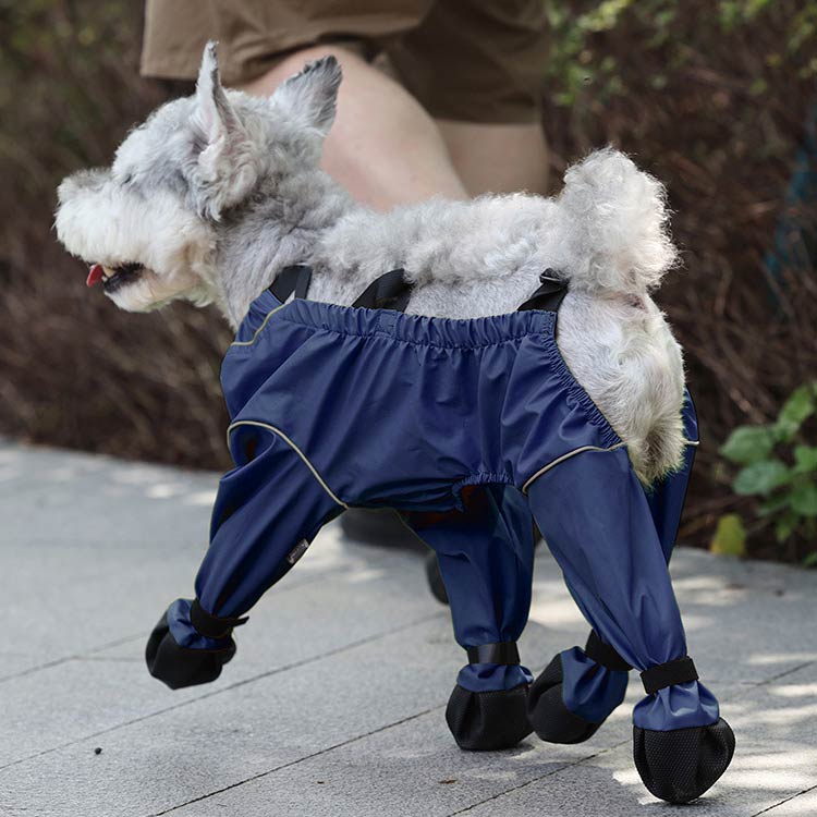 限定販売サスペンダー付き防水犬用ブーツ 防水 犬用シューズ 犬服 滑り止め 犬用レッグカバー 調節可能 サスペンダー付き 犬用レッグカバー レインパンツ 脱げない 屋外四本足パンツ 犬 肉球保護 汚れ