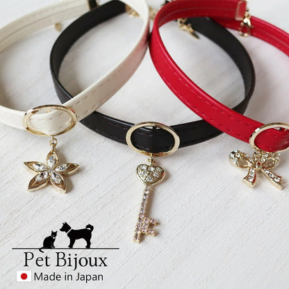 <a href="https://www.qoo10.jp/gmkt.inc/Search/brand.aspx?brandno=121124" target="_blank" class="title_brand" id="btn_brand" title="MELODY ACCESSORY">MELODY ACCESSORY</a>犬用 ネックレス 首輪 チョーカー ドッグアクセサリー 日本製 フラワー 鍵 りぼん リボン 送料無料 調節可能 犬 いぬ ねこ 猫 ペット シンプル 小型犬 中型犬 かわ