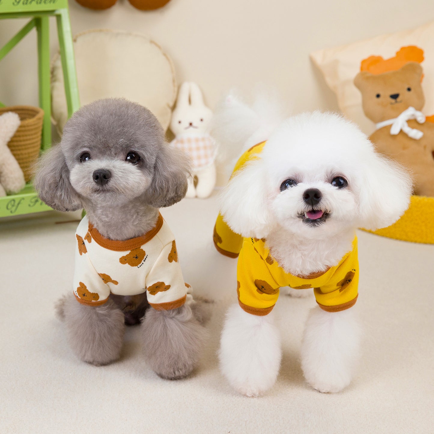 ペット用品 犬の服 猫 小型犬 服 快適 ストレッチ 4色 プリント クマ 四足 部屋着