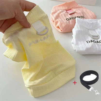 [犬 服]犬 洋服 ins人気商品 クールで滑らかなペットの春と夏のベストTシャツ猫犬犬二本足の服