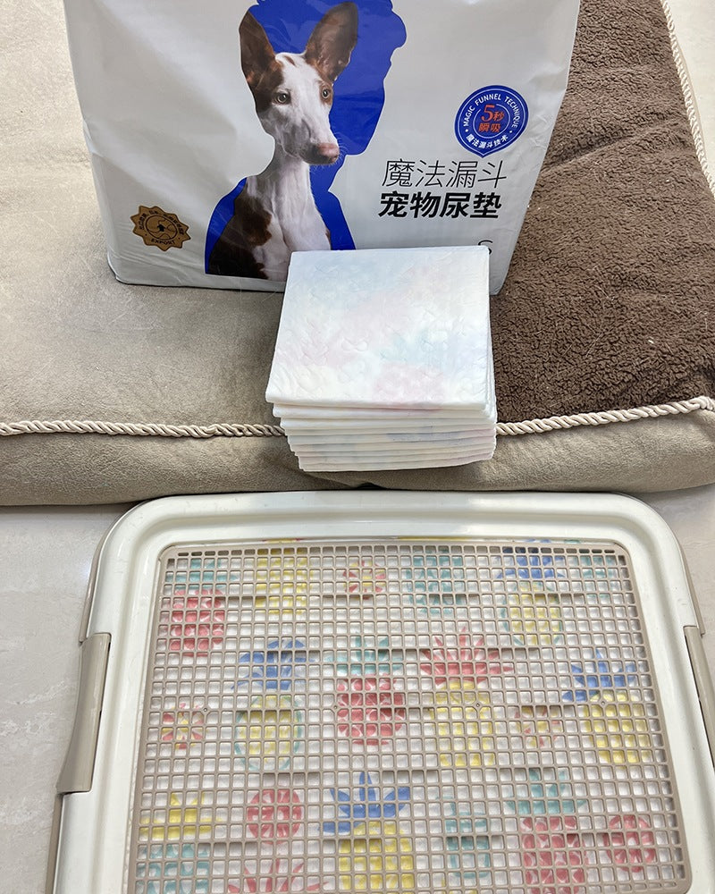 <a href="https://www.qoo10.jp/gmkt.inc/Search/brand.aspx?brandno=109151" target="_blank" class="title_brand" id="btn_brand" title="Honeycare">Honeycare</a>ペットシーツ パイナップル柄入り ペットシート厚型 サイズ選択可 レギュラー ワイド スーパーワイド かわいいな柄付き