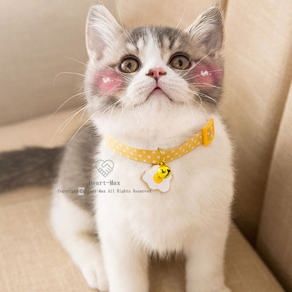 即日発送ペット首輪 ペット用品 猫首輪 猫の首輪 猫用 犬 首輪 ネコ首輪 小型犬適用 犬猫兼用 鈴付き 花柄 調節可能 可愛い首飾 記念撮影 お出かけ 部屋着 かわいい おしゃれ 軽い 柔らかい 安