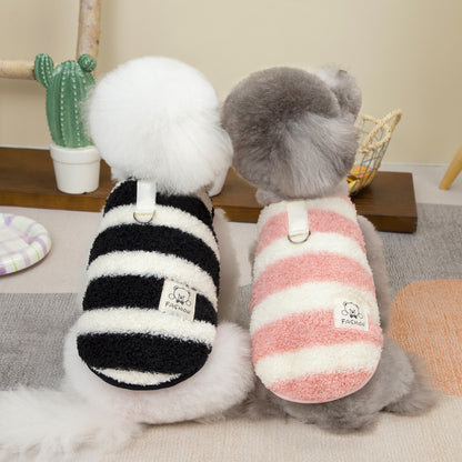 本日の限定商品犬の服ペット服小型犬や猫が着ることができる秋と冬の暖かく快適な大きなストライプフリースのベスト