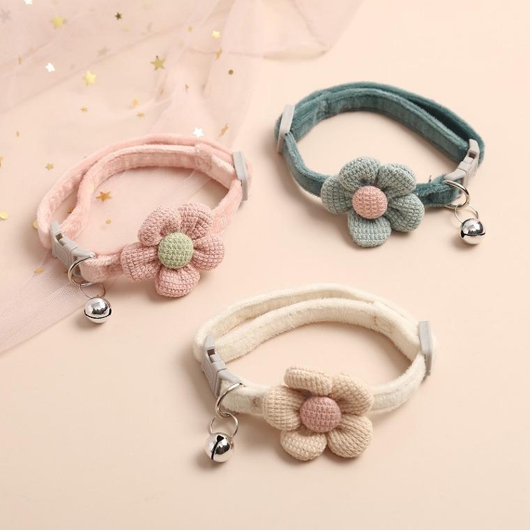 新商品プロモーション，数量限定 犬 首輪 かわいい 花 花柄 フラワー 犬用 小型犬 中型犬 犬の首輪 ペット用品 出かけ 散歩 犬用首輪 鈴付き 長さ調整 チャーム しゃれ 猫の首輪犬 首輪
