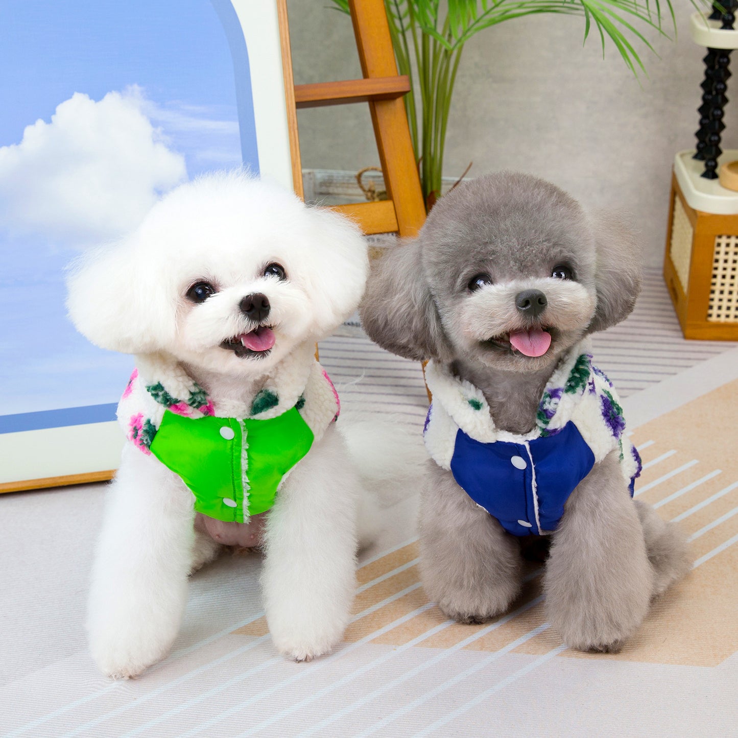 本日の限定商品犬の服ペットの服小型犬や猫が秋と冬に暖かく快適に着用することができますガーデンフラワーコートに代わって