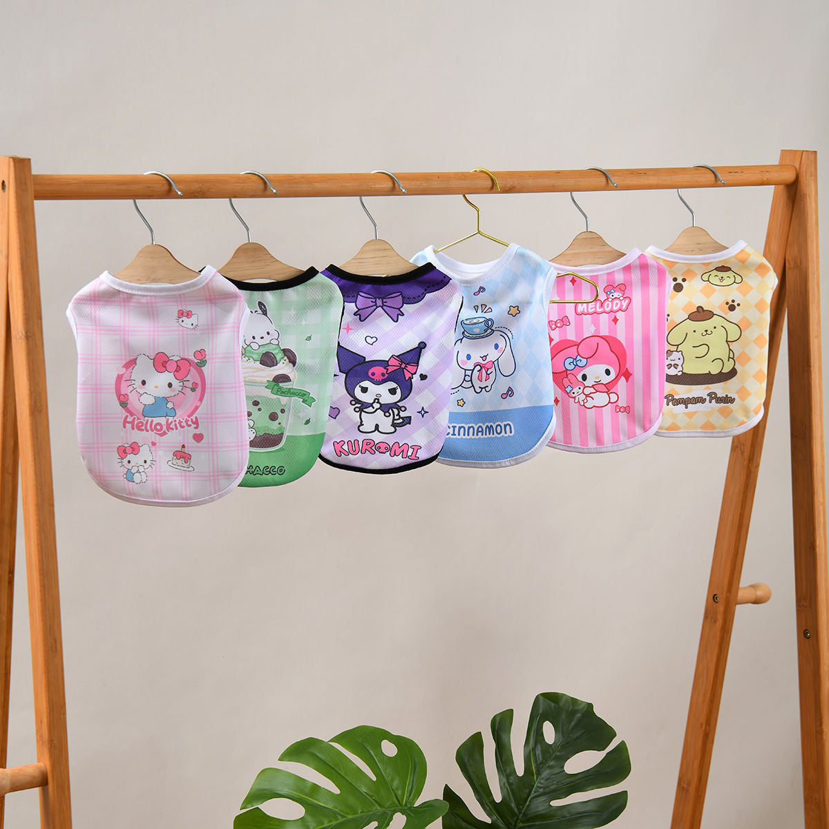 超人気 ペット かわいい チョッキ 洋風超萌猫犬 夏の涼しげ服 サンリオシリーズ キティ 通気服