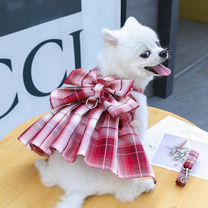 新商品プロモーション，数量限定 犬 ハーネス 安全帯 リード付き 胴輪 抜けない ドッグ 猫 小型犬 中型犬 蝶柄 ワンピース 可愛い 簡単着脱 調節可能 牽引ロープ 散歩 正月犬 ハーネス