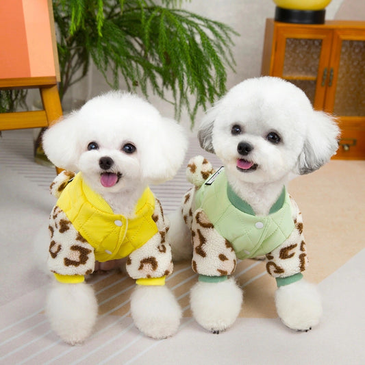 人気犬の服ペットの服小型犬猫は秋と冬に着用することができます暖かく快適ヒョウ柄パッチワーク二本足コットンコート