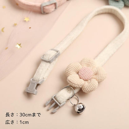 新商品プロモーション，数量限定 犬 首輪 かわいい 花 花柄 フラワー 犬用 小型犬 中型犬 犬の首輪 ペット用品 出かけ 散歩 犬用首輪 鈴付き 長さ調整 チャーム しゃれ 猫の首輪犬 首輪