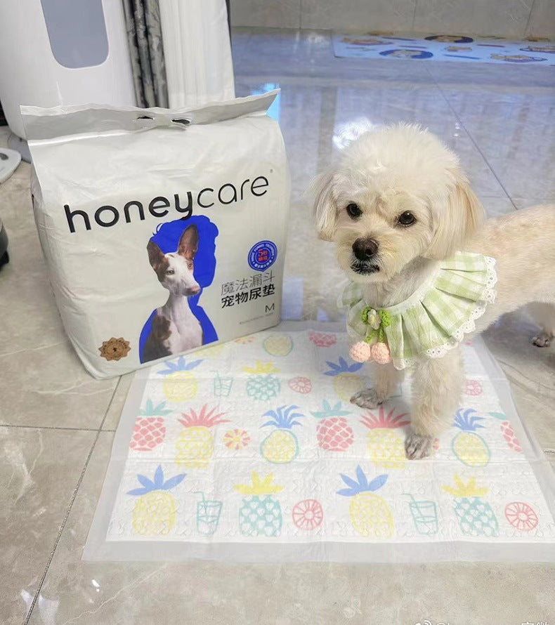<a href="https://www.qoo10.jp/gmkt.inc/Search/brand.aspx?brandno=109151" target="_blank" class="title_brand" id="btn_brand" title="Honeycare">Honeycare</a>ペットシーツ パイナップル柄入り ペットシート厚型 サイズ選択可 レギュラー ワイド スーパーワイド かわいいな柄付き