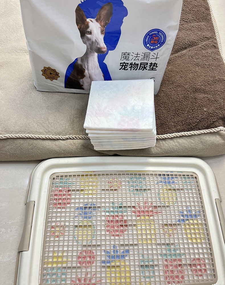 <a href="https://www.qoo10.jp/gmkt.inc/Search/brand.aspx?brandno=109151" target="_blank" class="title_brand" id="btn_brand" title="Honeycare">Honeycare</a>ペットシーツ パイナップル柄入り ペットシート厚型 サイズ選択可 レギュラー ワイド スーパーワイド かわいいな柄付き