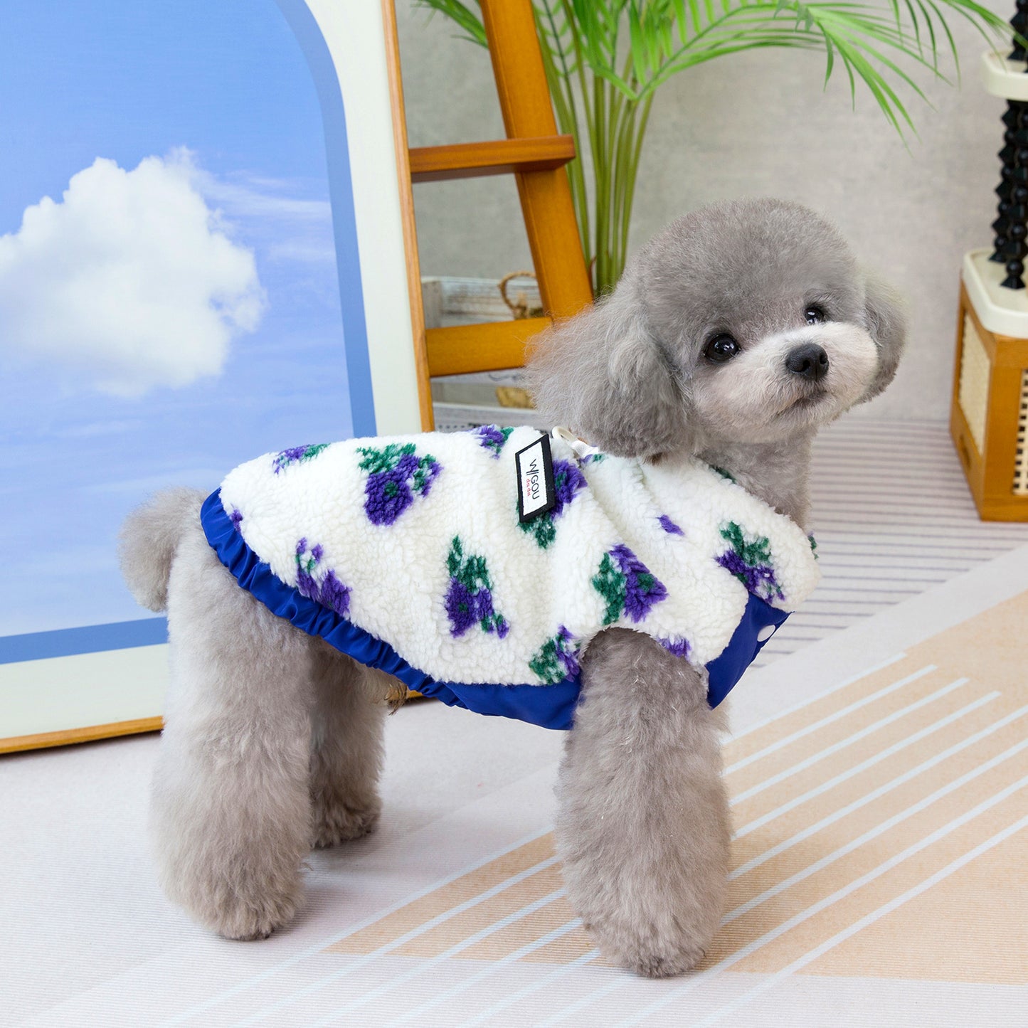 本日の限定商品犬の服ペットの服小型犬や猫が秋と冬に暖かく快適に着用することができますガーデンフラワーコートに代わって