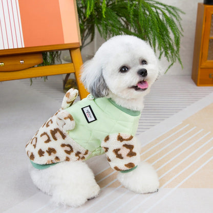 人気犬の服ペットの服小型犬猫は秋と冬に着用することができます暖かく快適ヒョウ柄パッチワーク二本足コットンコート