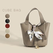 <a href="https://www.qoo10.jp/gmkt.inc/Search/brand.aspx?brandno=116167" target="_blank" class="title_brand" id="btn_brand" title="flexi">flexi</a>マルチボックス ブラック ホワイト 犬用リードアクセサリー
