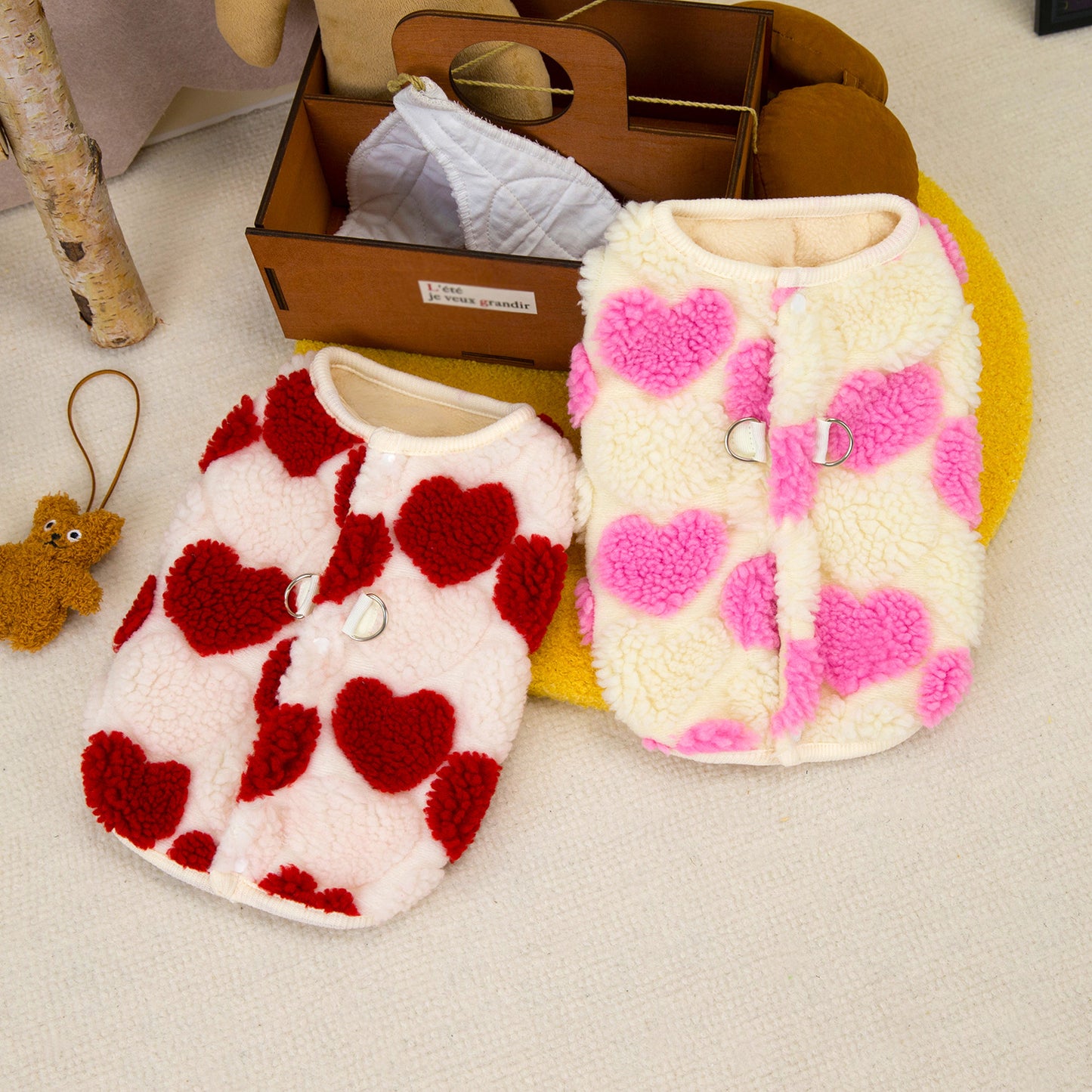 本日の限定商品犬の服猫小型犬ペット用品快適な暖かいテディ愛ハート二本足フリース