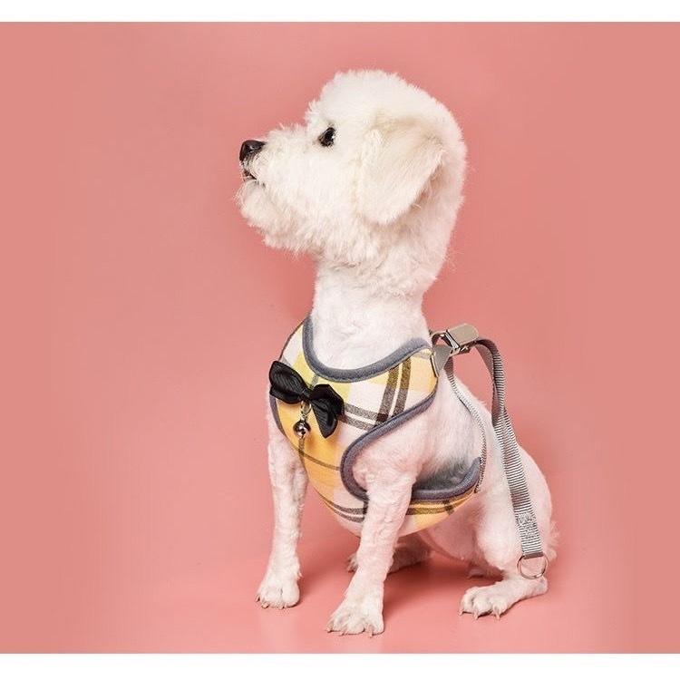ハーネス リード ２点セット 犬用 猫用 小型犬 ペットウェア ドッグウェア ペット用品 メッシュ ベスト チェック リボン 蝶ネクタイ 鈴 お出かけ